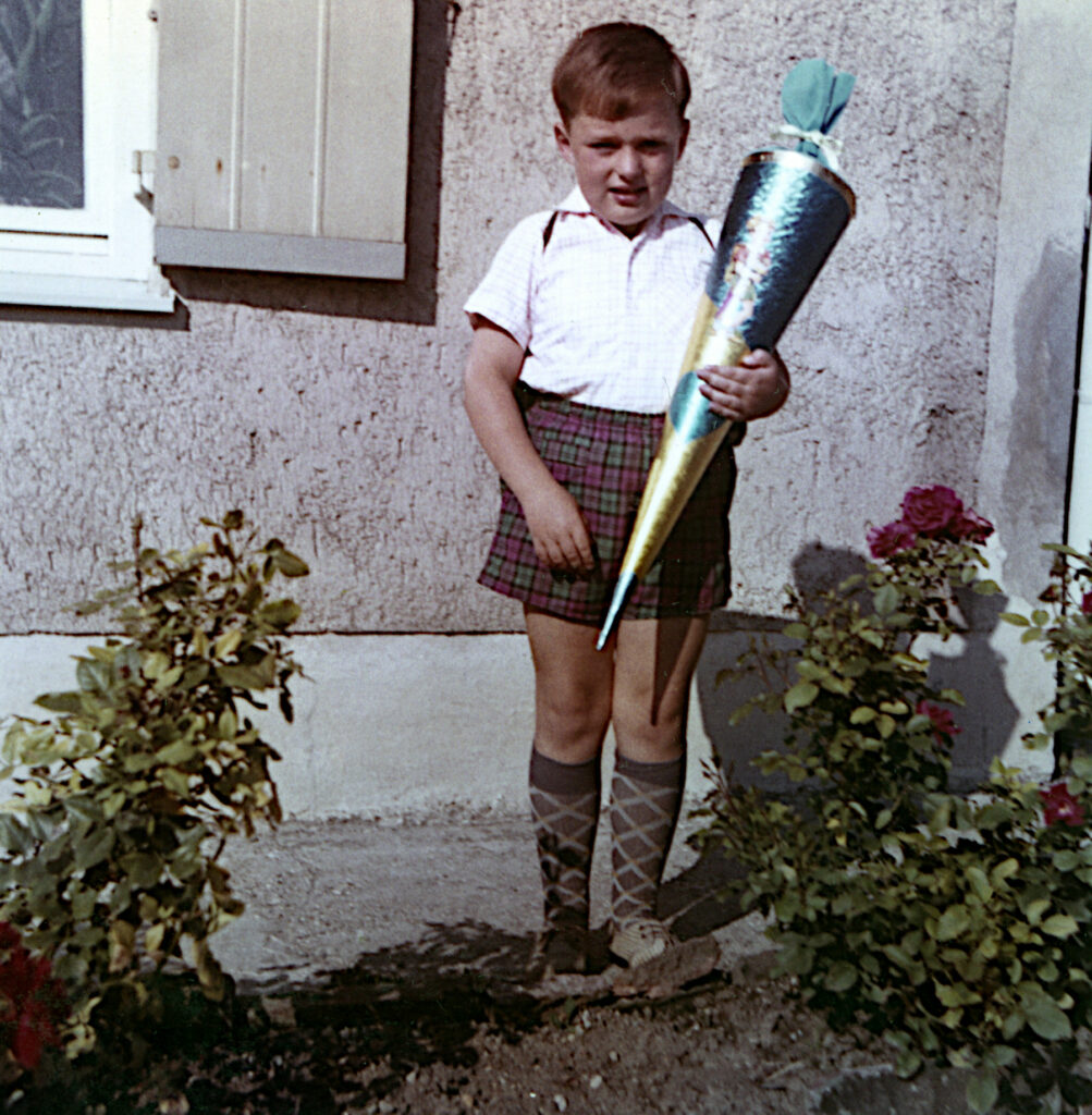 Das bin ich im Jahre 1969 bei der Einschulung